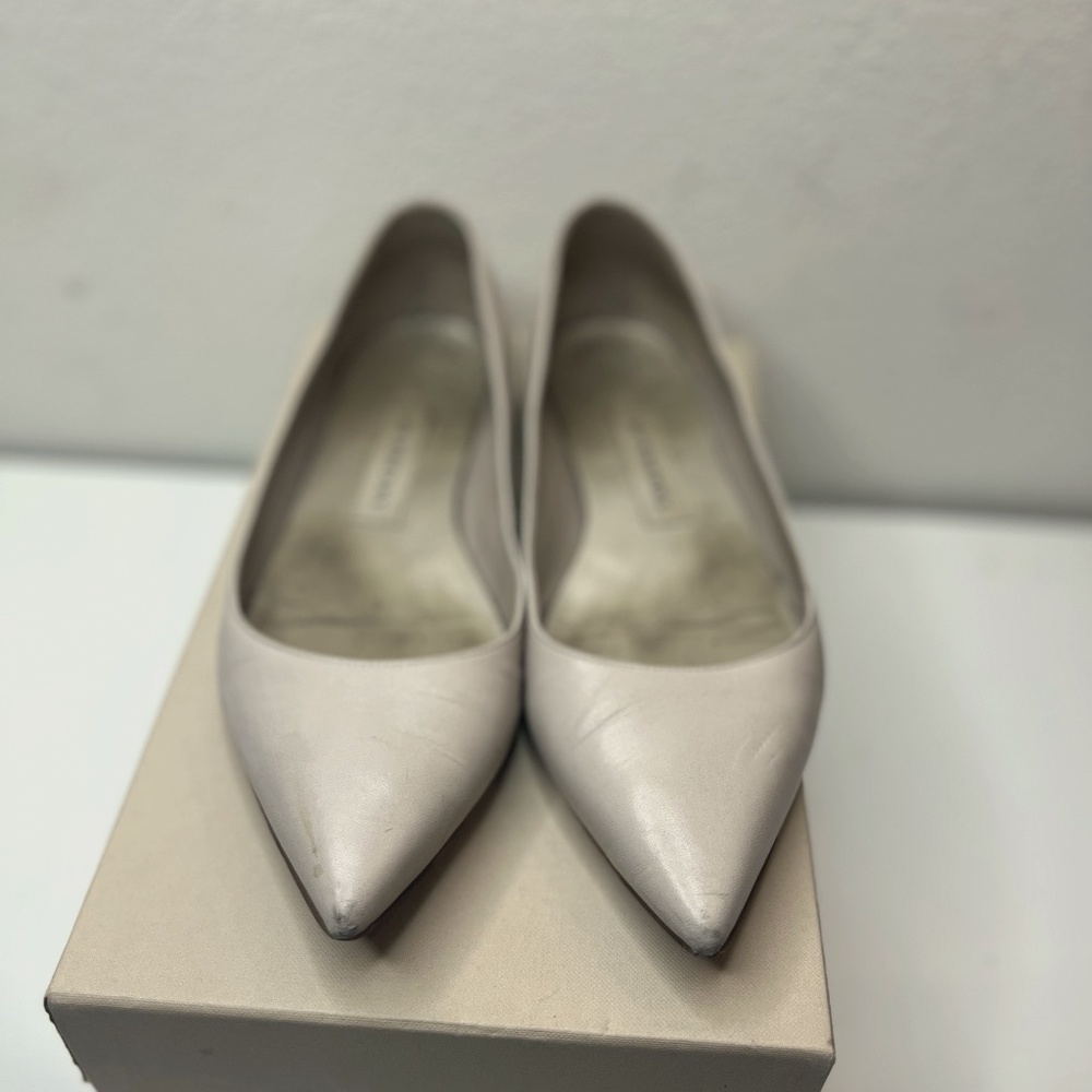 BURBERRY NUDE LEATHER FLATS WITH RHINESTONE HEEL